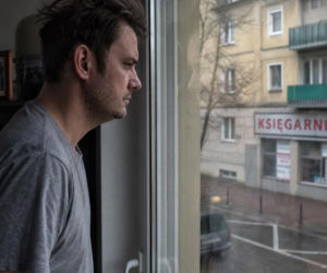 „Chcę być blisko ciebie”. Moja kochanka kupiła lokal tuż pod moim mieszkaniem