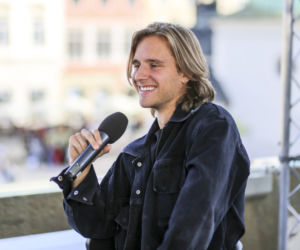 Musiał dorobić