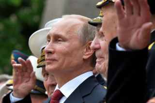 Putin pęka z dumy. Rosja zarobiła na eksporcie broni 14,5 mld dolarów!