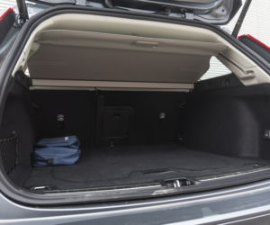 Volvo V60 Momentum Pro B4 FWD AT8