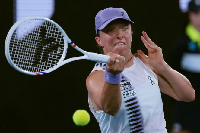 Iga Świątek - Mirra Andriejewa RELACJA NA ŻYWO i wynik meczu w WTA Stuttgart 