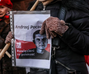 Białoruś uwalnia więźniów politycznych. Co z Andrzejem Poczobutem?