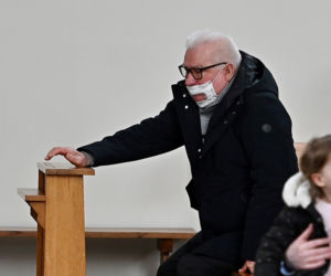 Lech Wałęsa na niedzielnej mszy