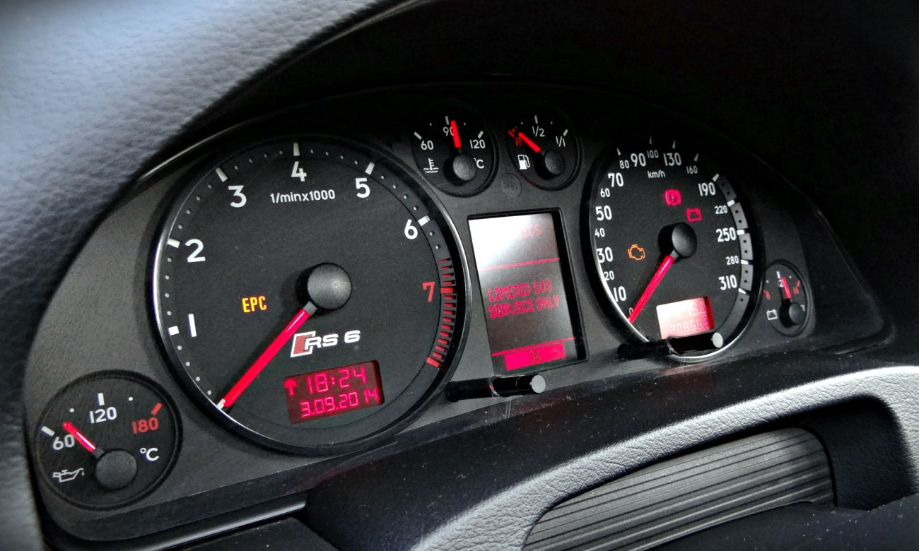 Audi RS6 Avant C5