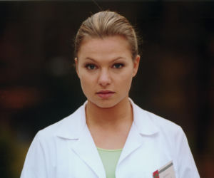 - Katarzyna Bujakiewicz przez lata grała w Na dobre i na złe. Tak wyglądała na początku swojej przygody z serialem