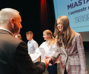 Najzdolniejsi uczniowie odebrali stypendia Prezydenta Miasta Siedlce