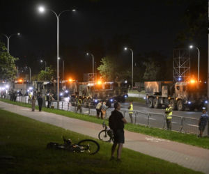 Nocna próba defilady wojskowej w Warszawie