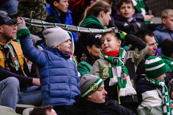 Lechia Gdańsk - Raków Częstochowa; Zdjęcia kibiców z meczu 30. kolejki PKO BP Ekstraklasy