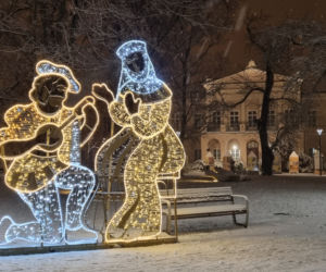 W Lublinie czuć klimat zbliżających się świąt. Iluminacje już świecą [GALERIA]