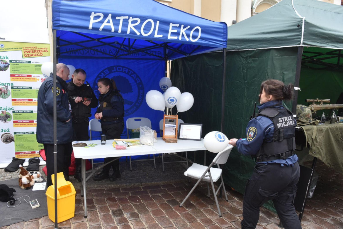 WOŚP 2024 w Toruniu: Tak wyglądał 32. Finał na starówce. Wolontariusze, atrakcje, koncerty