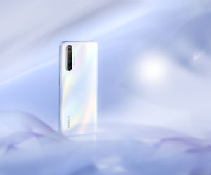  Realme X3 SuperZoom