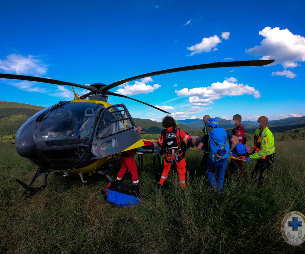 Pracowity dzień dla GOPR Bieszczady. Nie żyje mężczyzna, który spadł z wysokości [ZDJĘCIA]