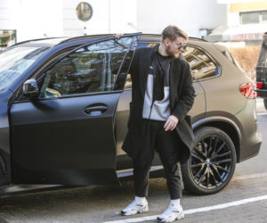 Sebastian Fabijański jeździ BMW X5 M50d