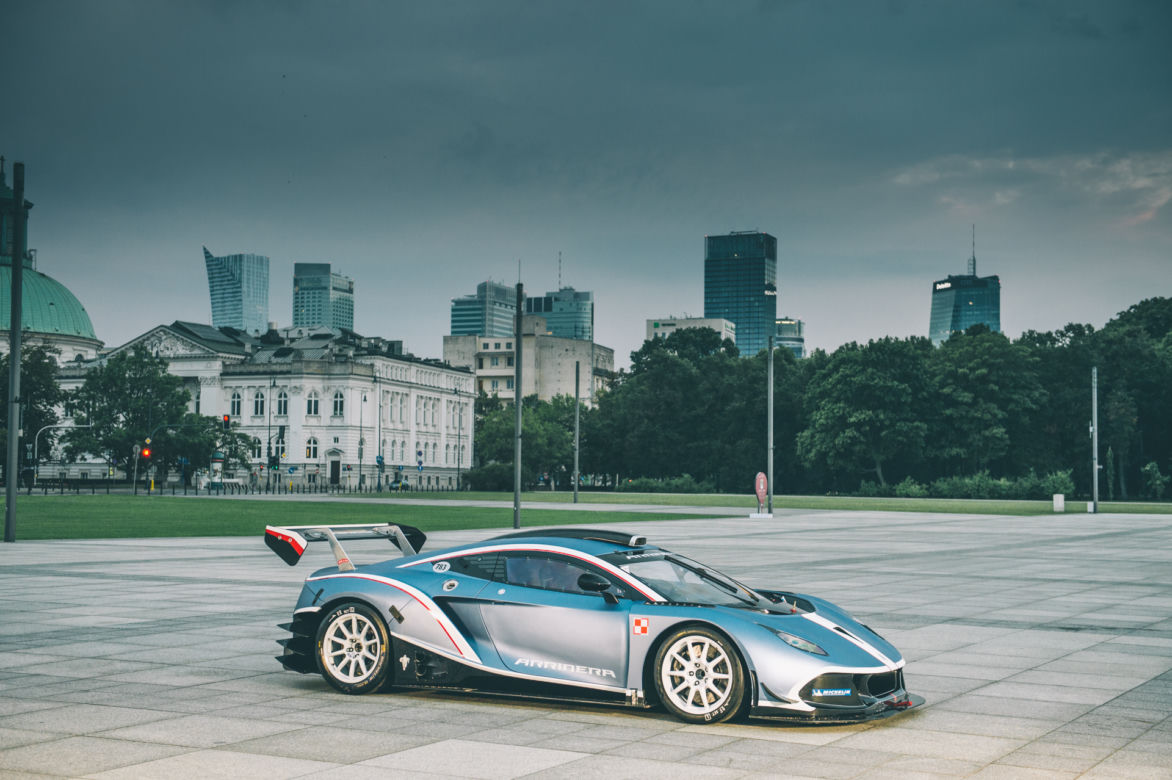 Arrinera Hussarya GT