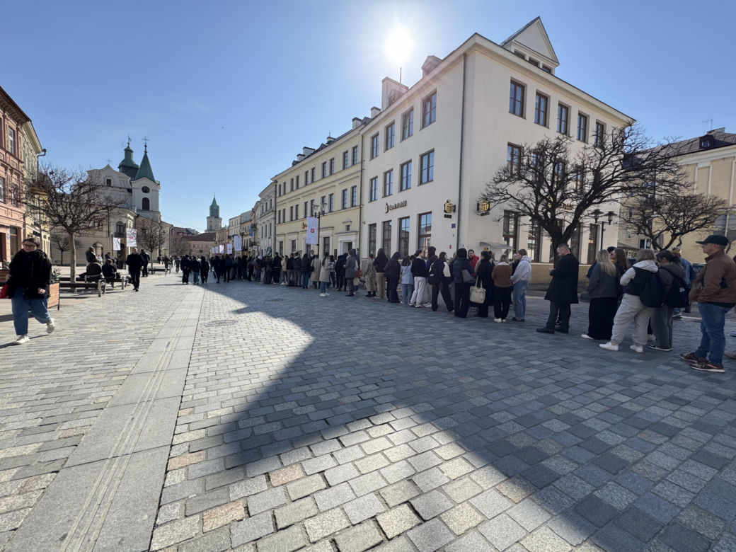 Pierwszy Starbucks w Lublinie otwarty! Jak lokal wygląda w środku? 