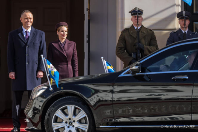 Wizyta szwedzkiej pary królewskiej w Polsce. Powitanie w Pałacu Prezydenckim