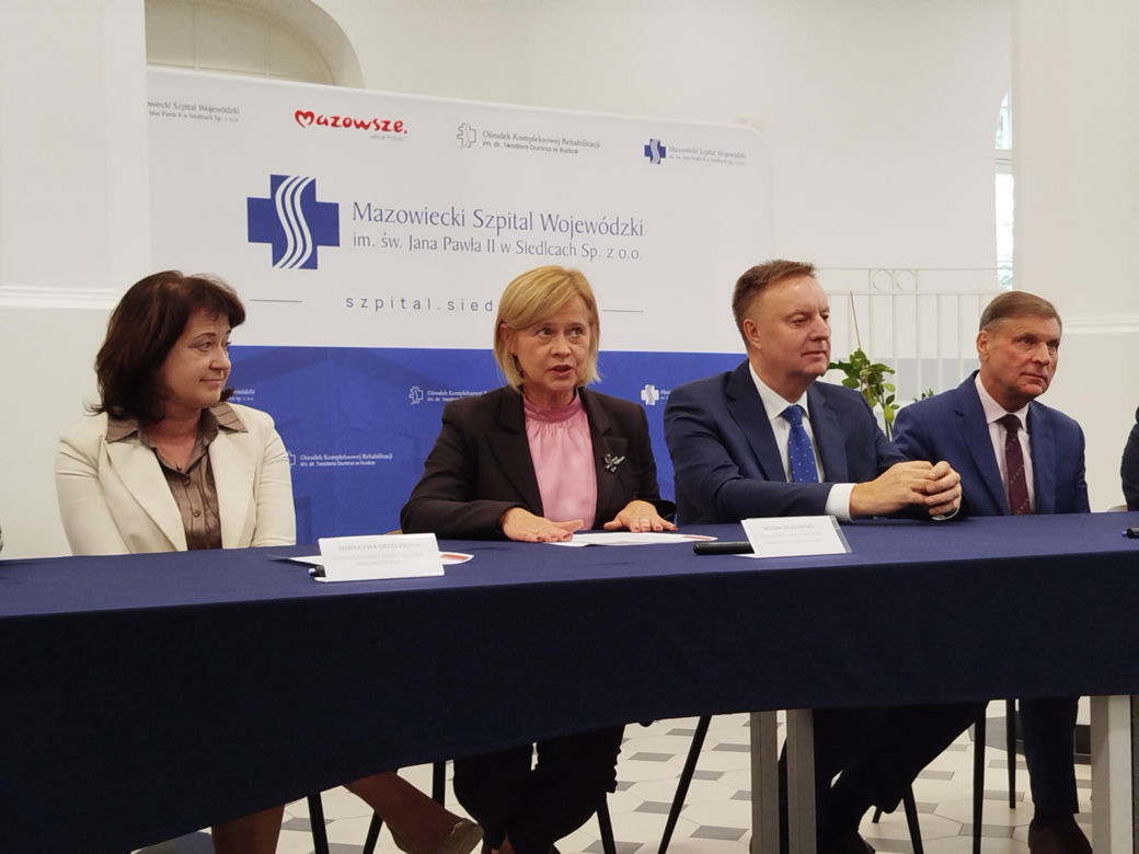 Ponad 21,6 mln zł z UE na rewitalizację zabytkowych budynków i parku przy szpitalu w Rudce