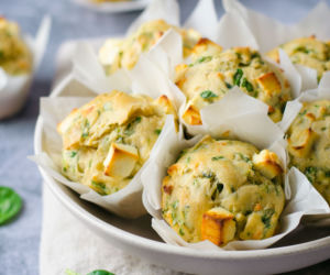Muffinki z serem i ziołami 