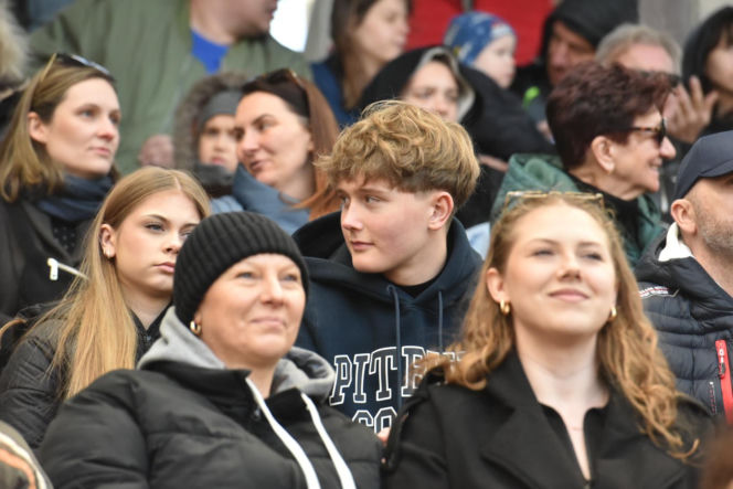 PRES Grupa Deweloperska Toruń - Stelmet Falubaz Zielona Góra, zdjęcia kibiców i zawodników ze sparingu na Motoarenie