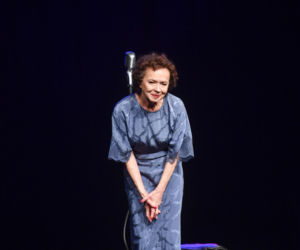 Pamiętacie jej debiut w Czterdziestolatku? Tak przez dekady zmieniała się Joanna Szczepkowska