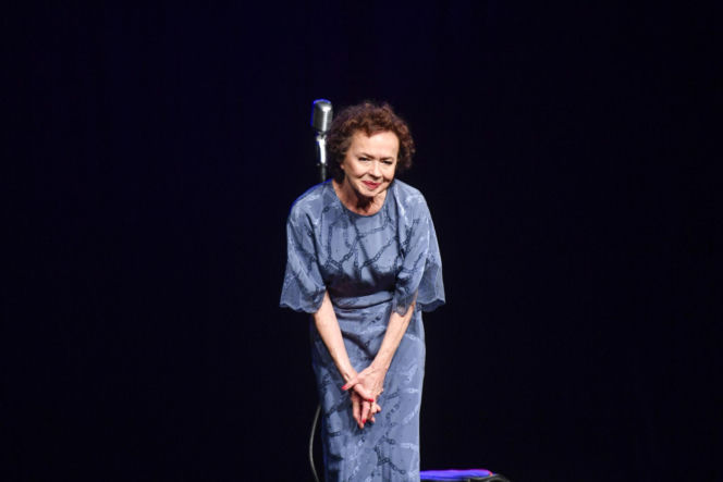 Pamiętacie jej debiut w "Czterdziestolatku"? Tak przez dekady zmieniała się Joanna Szczepkowska