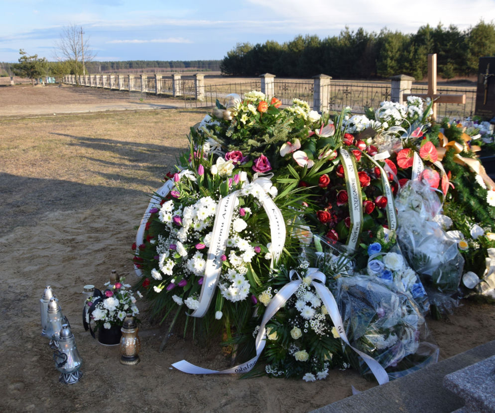 Podkarpacie. Bliscy pożegnali tragicznie zmarłego bohaterskiego tatę Anielki [ZDJĘCIA]