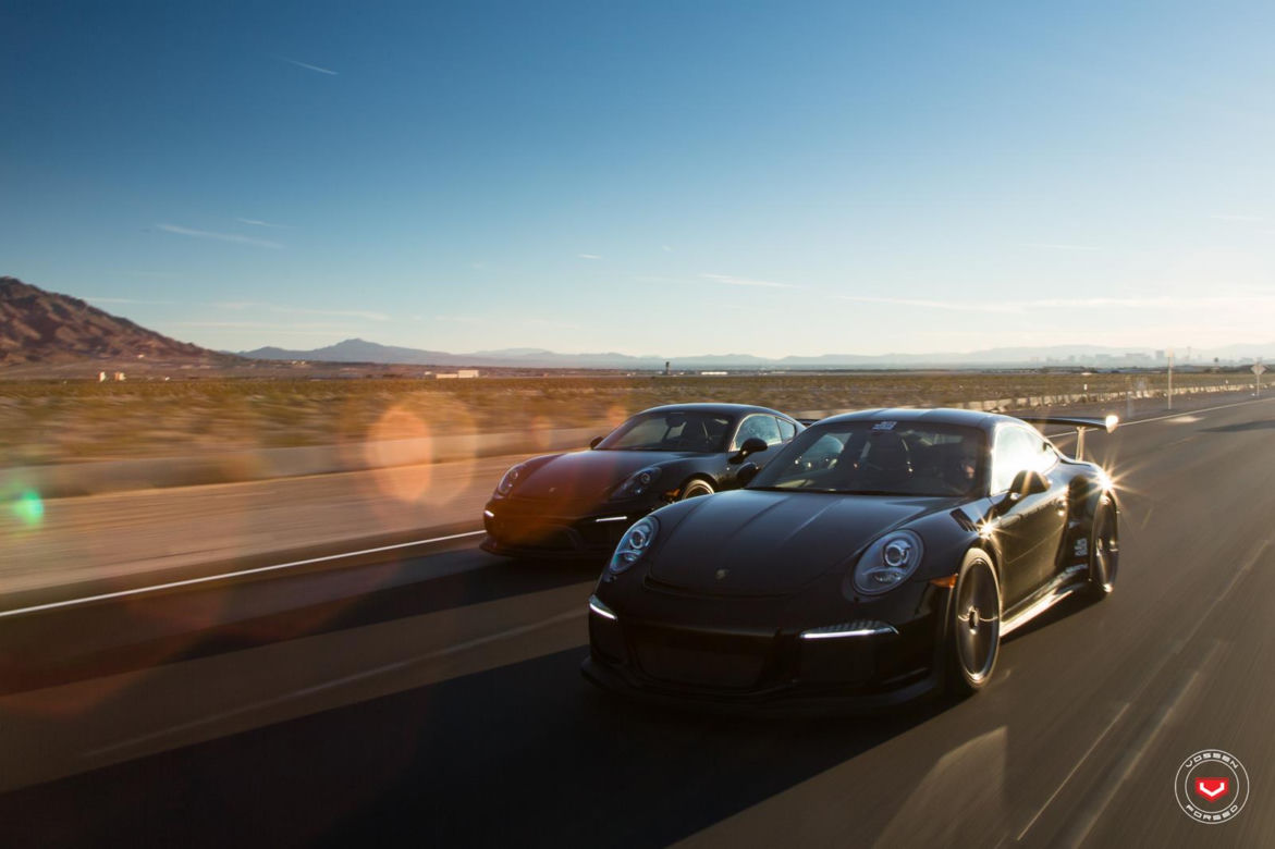 Porsche na felgach Vossen