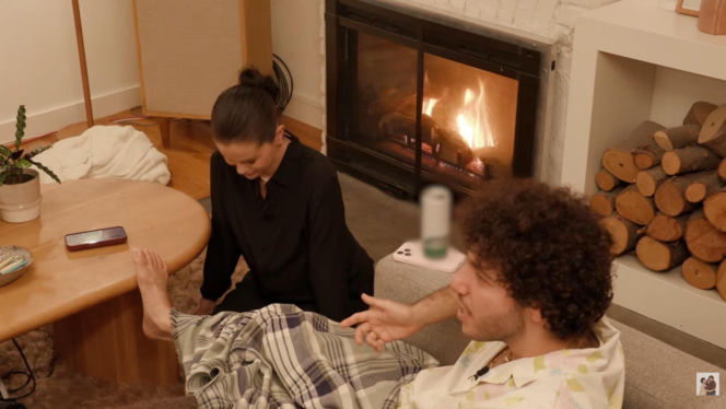 Selena Gomez całuje stopy męża! Wszystko się nagrało!