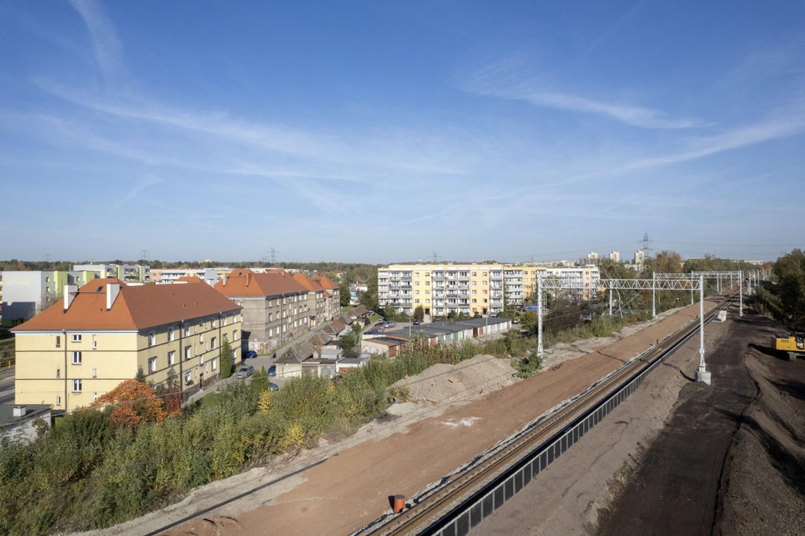 Przebudowa linii kolejowej w Bytomiu dobiega końca. Ruch towarowy został już przywrócony, a kiedy pasażerski?