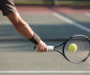 Turniej ATP w Hangzhou. Kamil Majchrzak odpada w drugiej rundzie po zaciętym boju