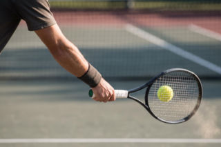 Turniej ATP w Hangzhou. Kamil Majchrzak odpada w drugiej rundzie po zaciętym boju