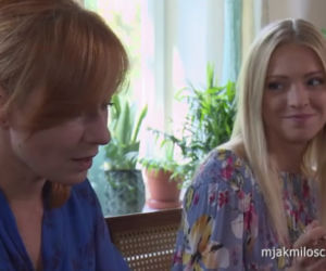 M jak miłość, Joasia (Barbara Kurdej-Szatan), Agnieszka (Magdalena Walach)