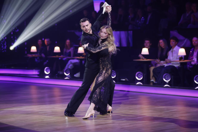 Izabella Miko, Albert Kosiński