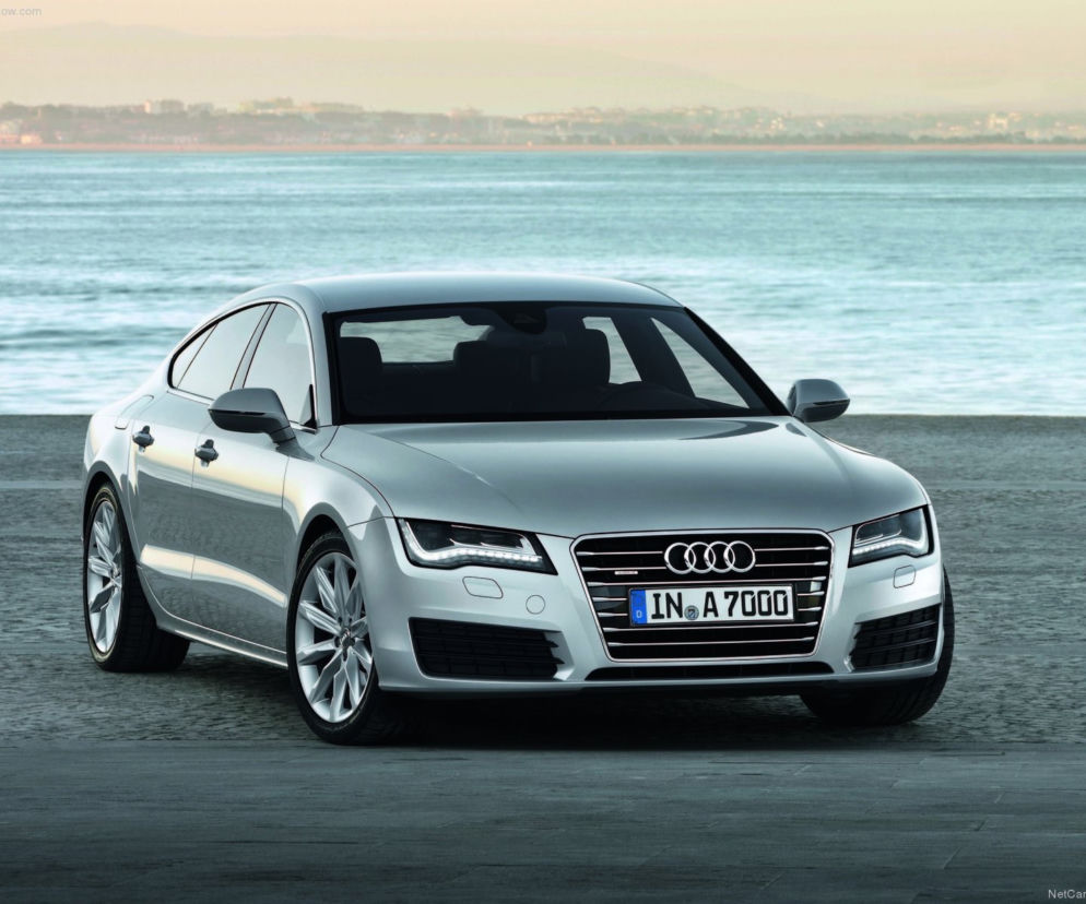 Audi A7 hatchback, model 2011