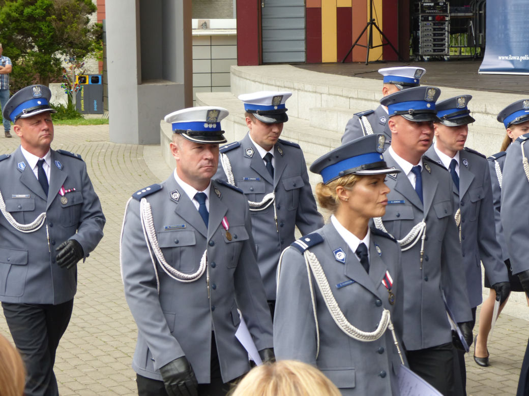 Awanse i odznaczenia
