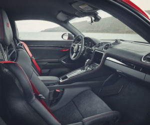 Porsche 718 Cayman T