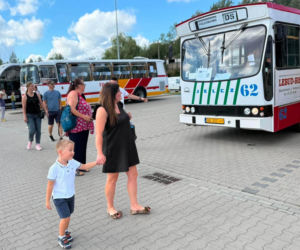 Kultowe autobusy opanowały Starachowice! Ruszył III Zlot i świętowanie 70-lecia komunikacji