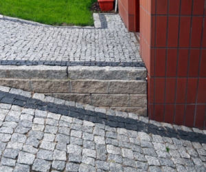 Materiał na nawierzchnię zjazdu do garażu