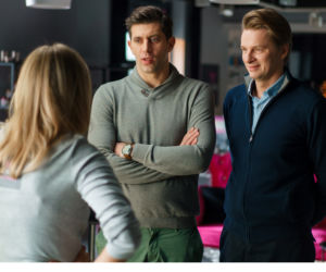 Przyjaciółki, odcinek 221: Inga (Małgorzata Socha), Andrzej (Adam Adamonis), Robert (Krzysztof Wieszczek)