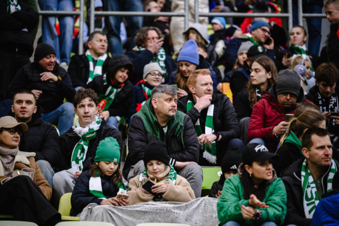 Lechia Gdańsk - Raków Częstochowa; Zdjęcia kibiców z meczu 30. kolejki PKO BP Ekstraklasy