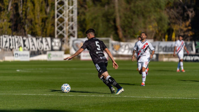 Jak zmieniały się zasady spalonego i jak wpływają na współczesną piłkę nożną