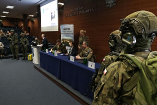 AJP i WOT zwierają szyki w trudnych czasach