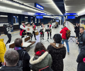 Minister kultury ruszyła na świąteczne zakupy