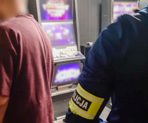 Wejść mogły tylko wybrane osoby. Nalot służb na nielegalny biznes