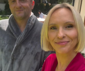 M jak miłość nowy sezon. Dorota (Iwona Rejzner), Bartek (Arkadiusz Smoleński) na planie