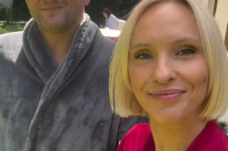 M jak miłość nowy sezon. Dorota (Iwona Rejzner), Bartek (Arkadiusz Smoleński) na planie