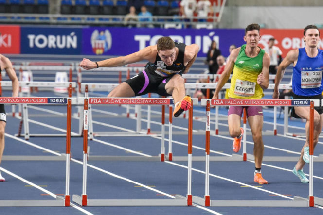 Halowe mistrzostwa Polski w Kujawsko-Pomorskiej Arenie Toruń. Zdjęcia kibiców i zawodników