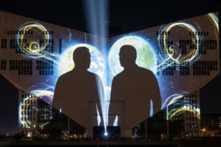 Protest Greenpeace w Warszawie. Co aktywiści wyświetlili na muzeum?