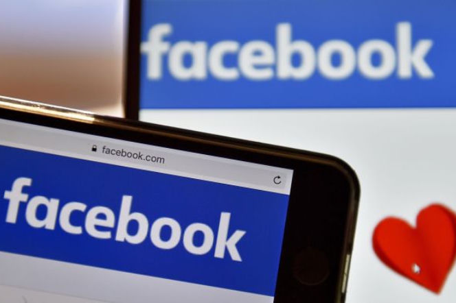 Facebook jak Tinder. Randki na FB. Jak korzystać?
