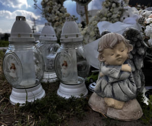 Grób Miłoszka, który zginął w klubie dziecięcym w Ząbkach